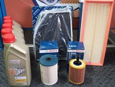 KIT TAGLIANDO 4 FILTRI BOSCH 5 LITRI LT OLIO CASTROL 5W30 PER VW GOLF VI 2.0 TDI