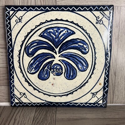 Wandfliese - dekorativ - glasiertes Terrakotta - weiß & blau - abstraktes Design - 6''