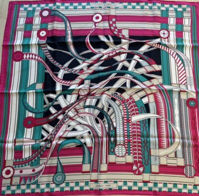 Foulard Carré Hermès 90 En Soie - Motif '35 Voltes Et Pirouettes' - Occasion Collector