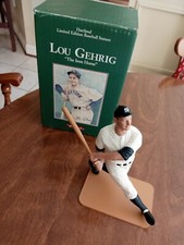 1990 Lou Gehrig DALLAS HARTLAND STATUE new in ORIGINAL GREEN BOX