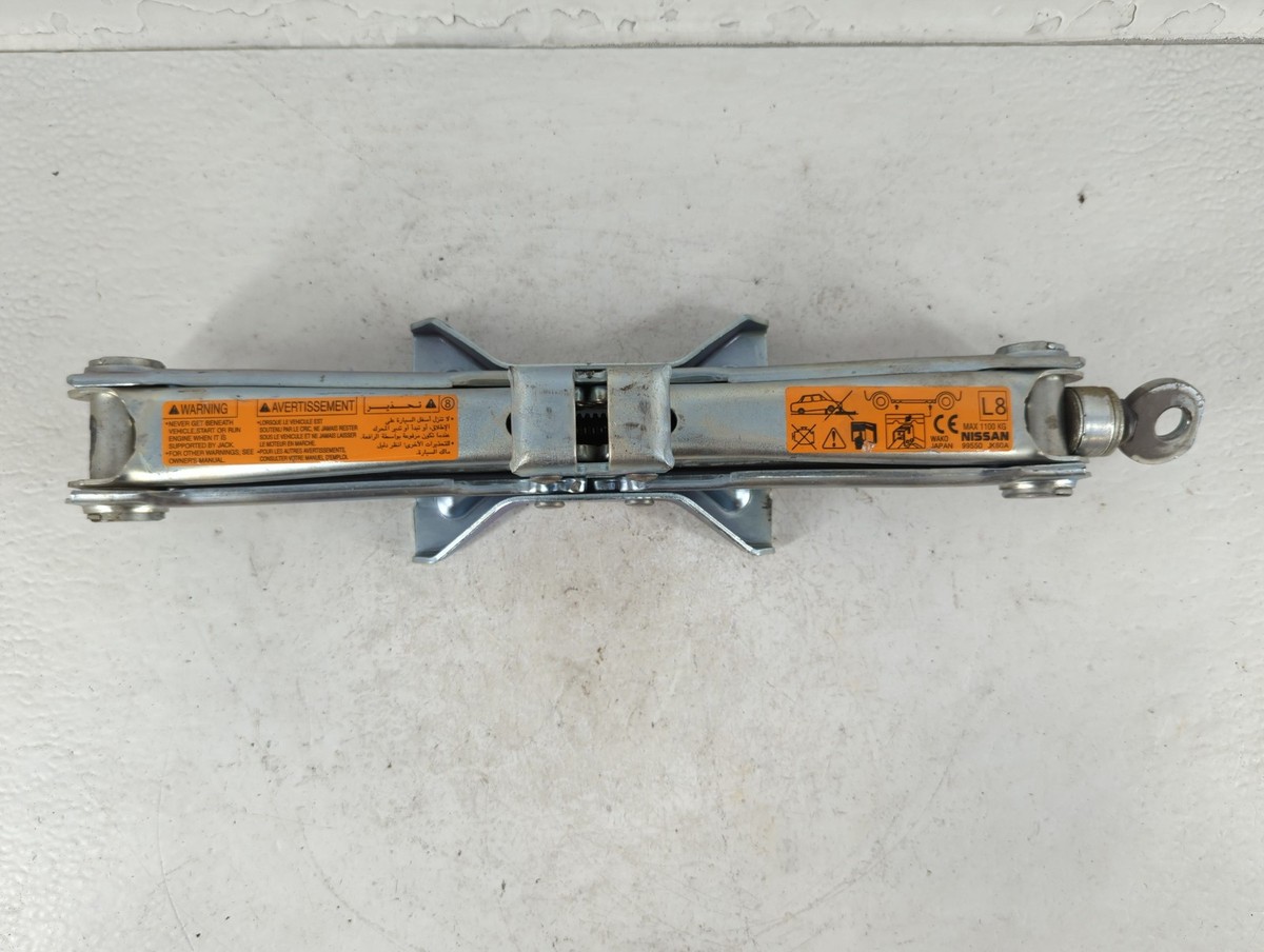07-08 Infiniti G35 Sedan Spare Tire Scissor Car Lift Jack