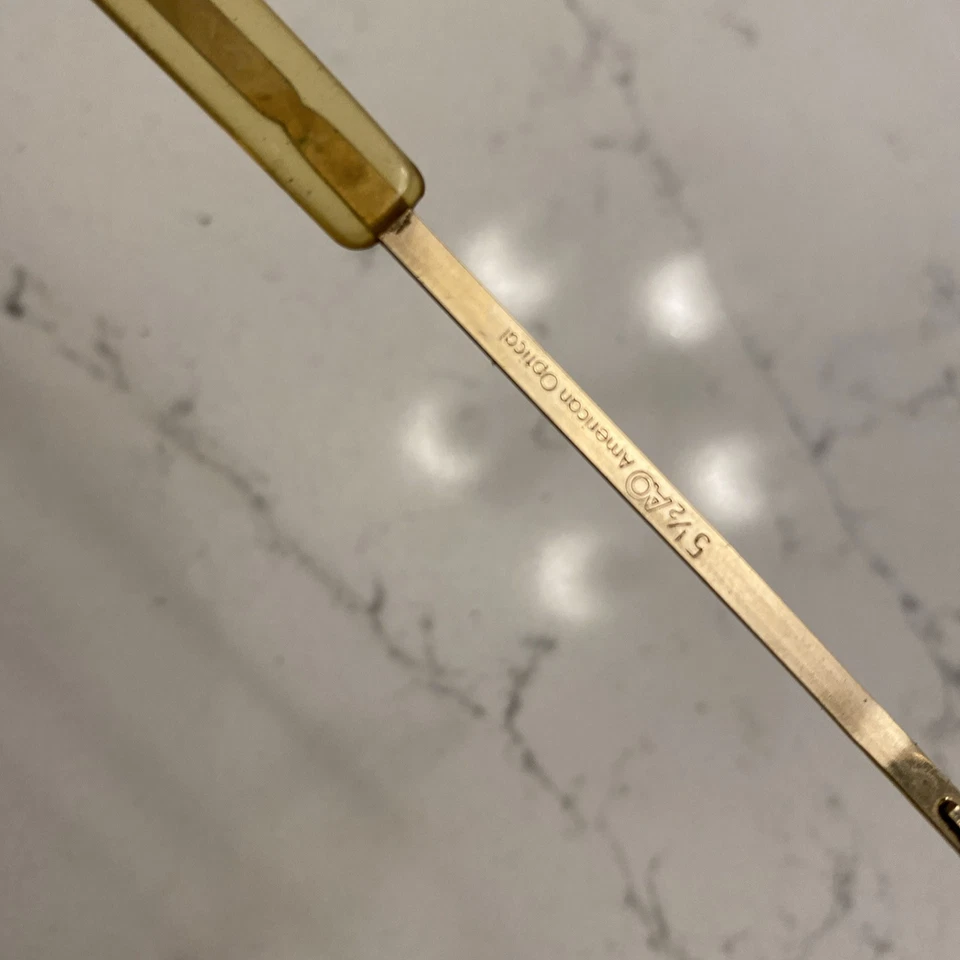 Vintage American Optical AO 5 1/2 Pilot Aviator Sunglasses - Image 4 of 4