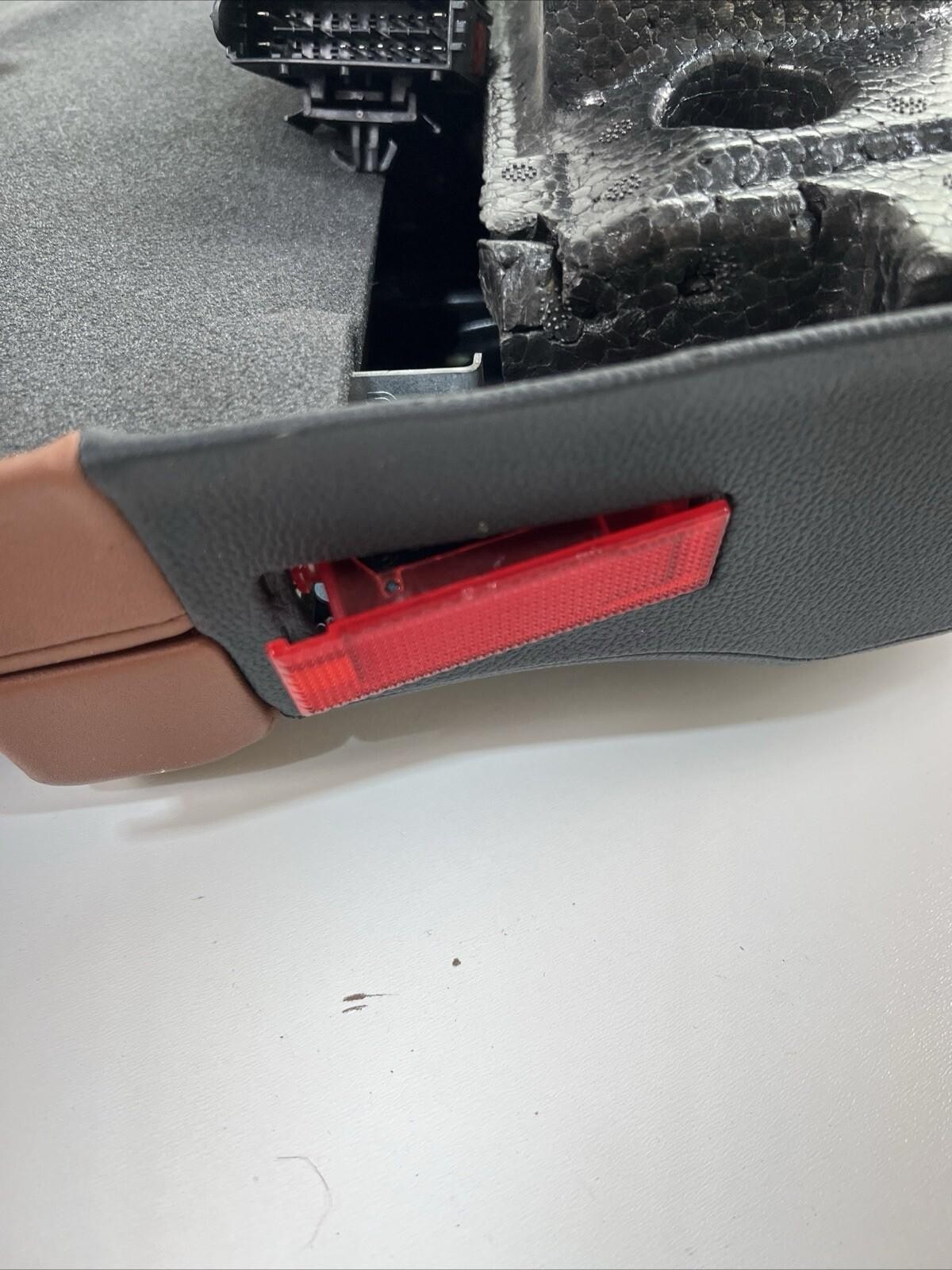 14-18 Maserati Quattroporte Front Right Passenger Side Interior Door Panel OEM