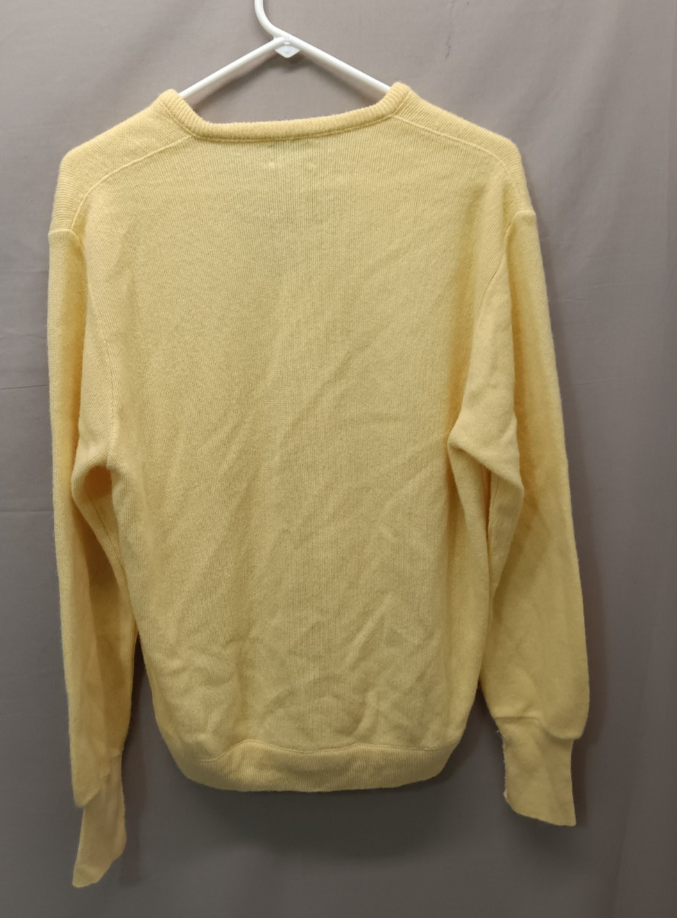 Men's Vintage Light Yellow Izod Lacoste V Neck Sweater U.S.A. M (C946) thumbnail 15