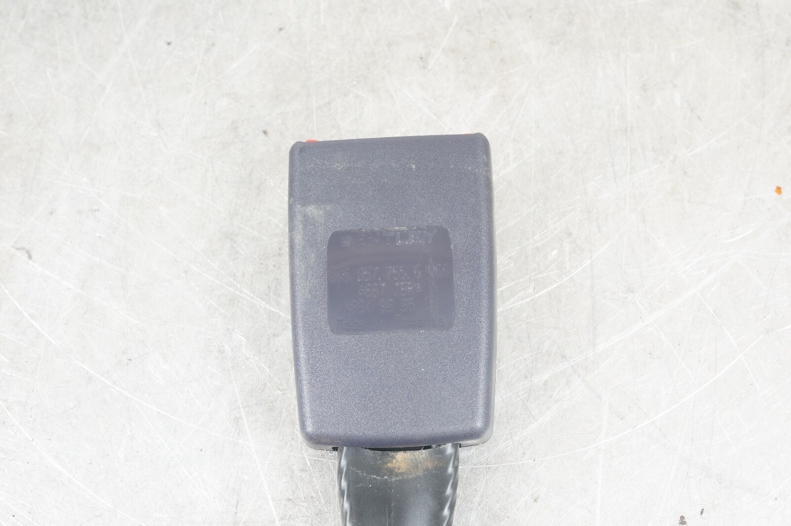 11-20 BENTLEY MULSANNE FRONT LEFT SEAT BELT BUCKLE BLUE COLOR