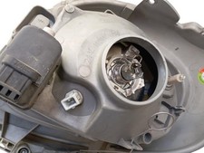 Feu avant (phare) Renault TRAFIC