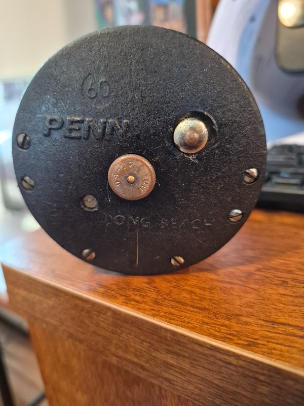 Penn 60 Long Beach Saltwater Fishing Reel Vintage USA-Made Black good  Condition