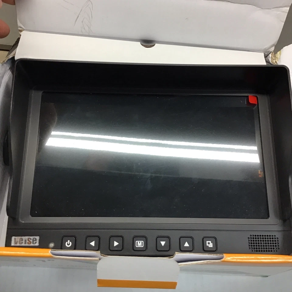 Veise 9" Wide Screen TFT-LCD Quad Rear View Camera Color Monitor For RV Truck  - Image 3 of 4