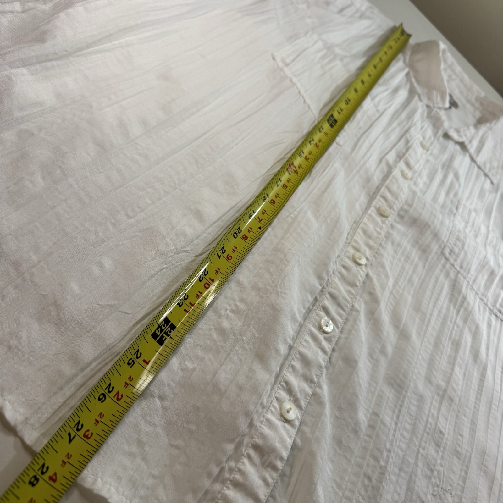 Chicos Classic Crinkle Tabby Button Down Light We… - image 4
