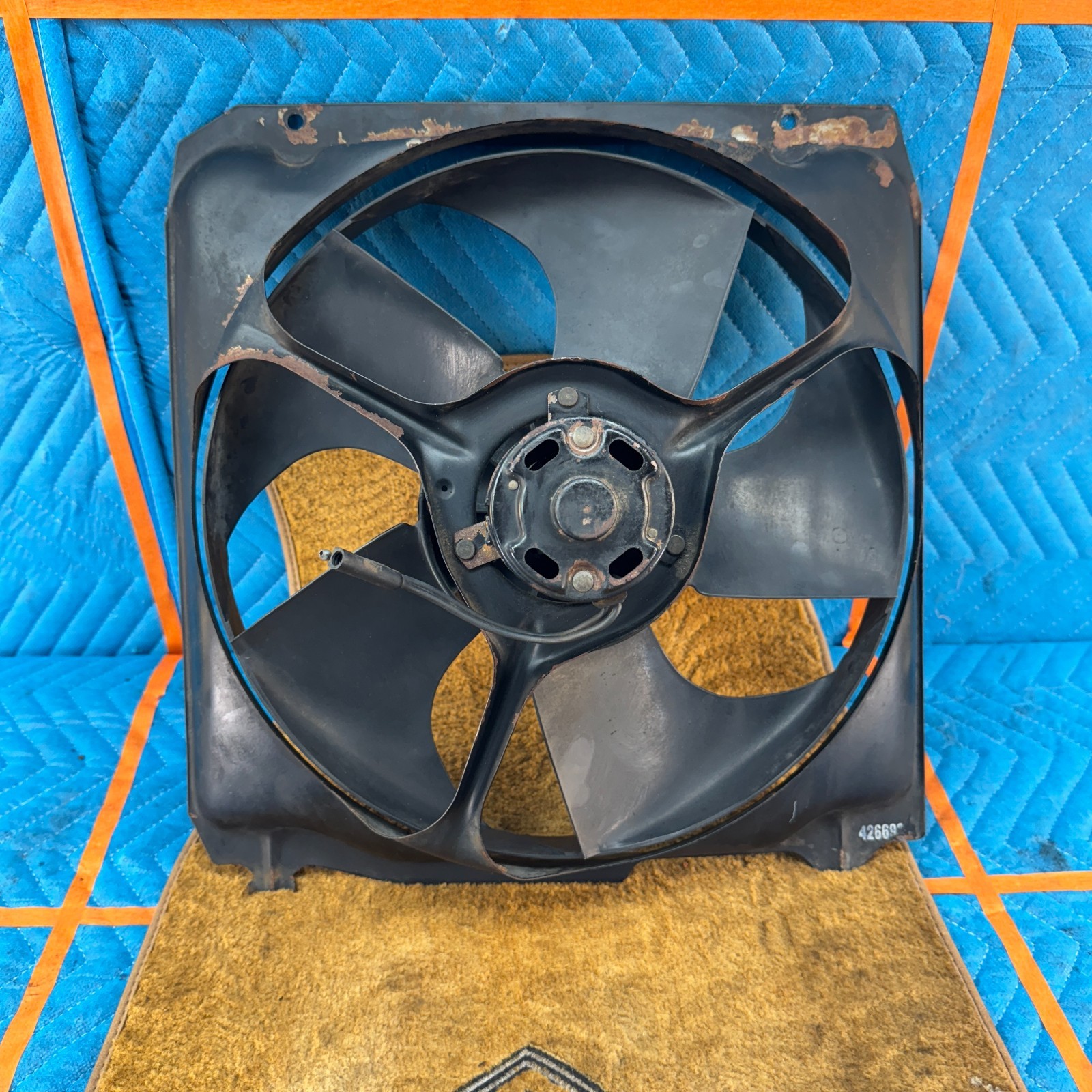1989-1991 CHRYSLER TC MASERATI 46K Radiator Cooling Fan Assembly OEM 4266939