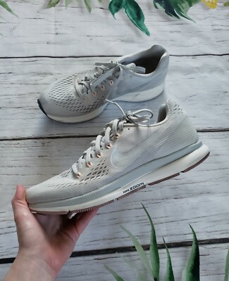 Nike Air Zoom Pegasus 34 Sneakers Size 9