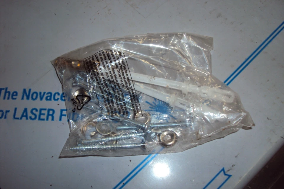 Cambiador Foundations 100-SSC-R BABY, Acero Inoxidable, 21 3/4" x 38" L Foto 2 de 4