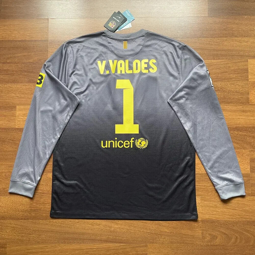 BARCELONA NIKE 2012/13 FOOTBALL GOALKEEPER JERSEY #1 VALDES BARCELONA NIKE 2012/13 FOOTBALL GOALKEEPER JERSEY #1 VALDES