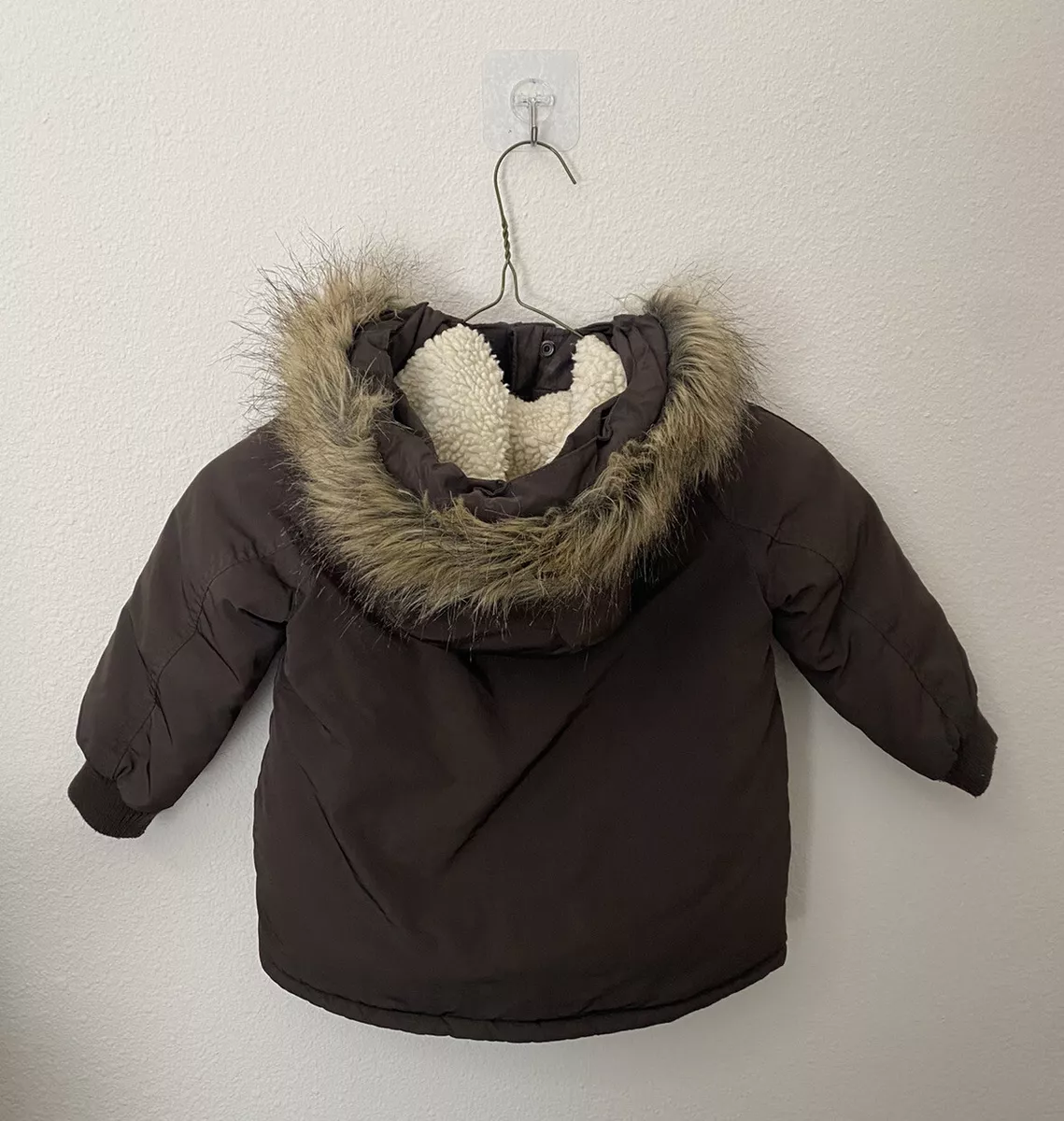 Zara fluffy online hoodie