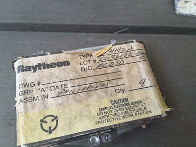 Rv4192n Raytheon IC SEMICONDUCTOR  SUPER RARE VINTAGE $15