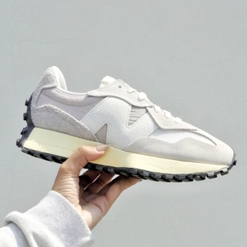 New Balance 327 scarpe sneakers unisex donna 7 uomo 5 5 sale marino nuvola di pioggia