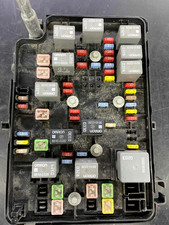 2007 Chevy Cobalt Engine Fuse Box Assembly Oem