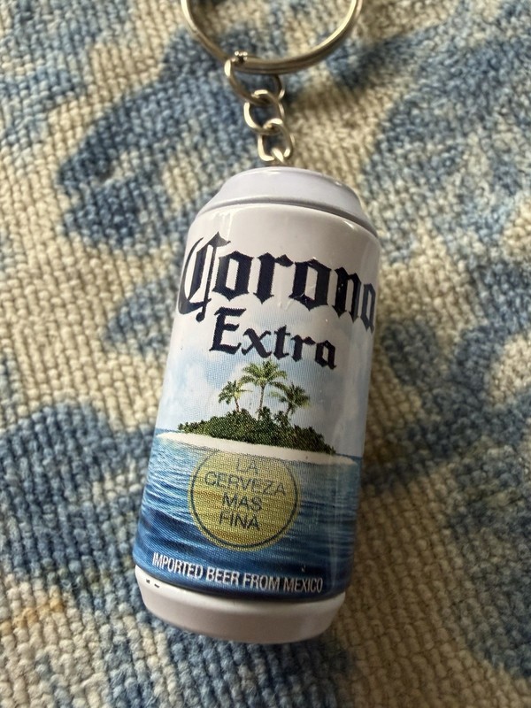CORONA EXTRA 👑 MINI BEER CAN BEACH IN A STEEL CAN KEYRING KEY CHAIN CHARM NEW