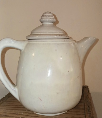 #ad Vintage Pine Ridge Sioux Dakota Signed E. Irving Teapot Very RARE $250.00