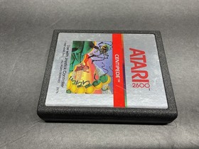 Atari 2600 Centipede Game and Manual  Tested