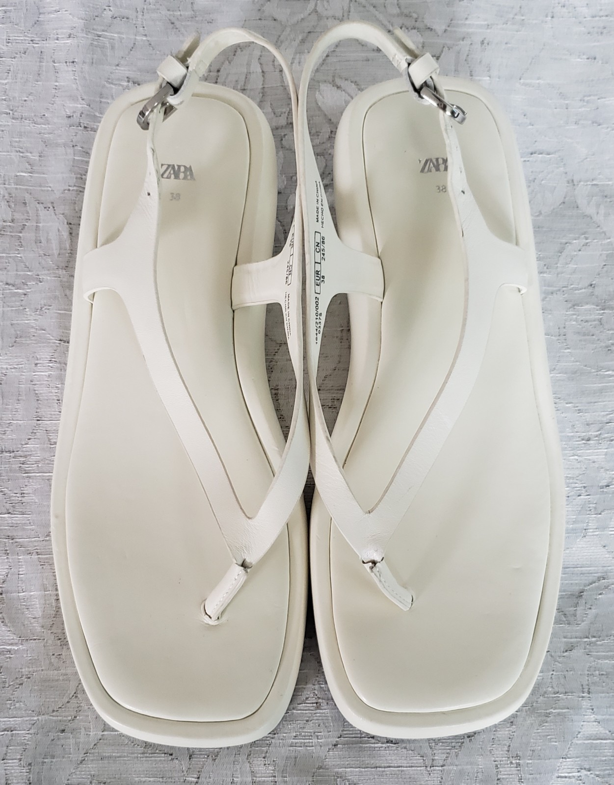 Zara Womens Ivory Thong Sandals Size 38