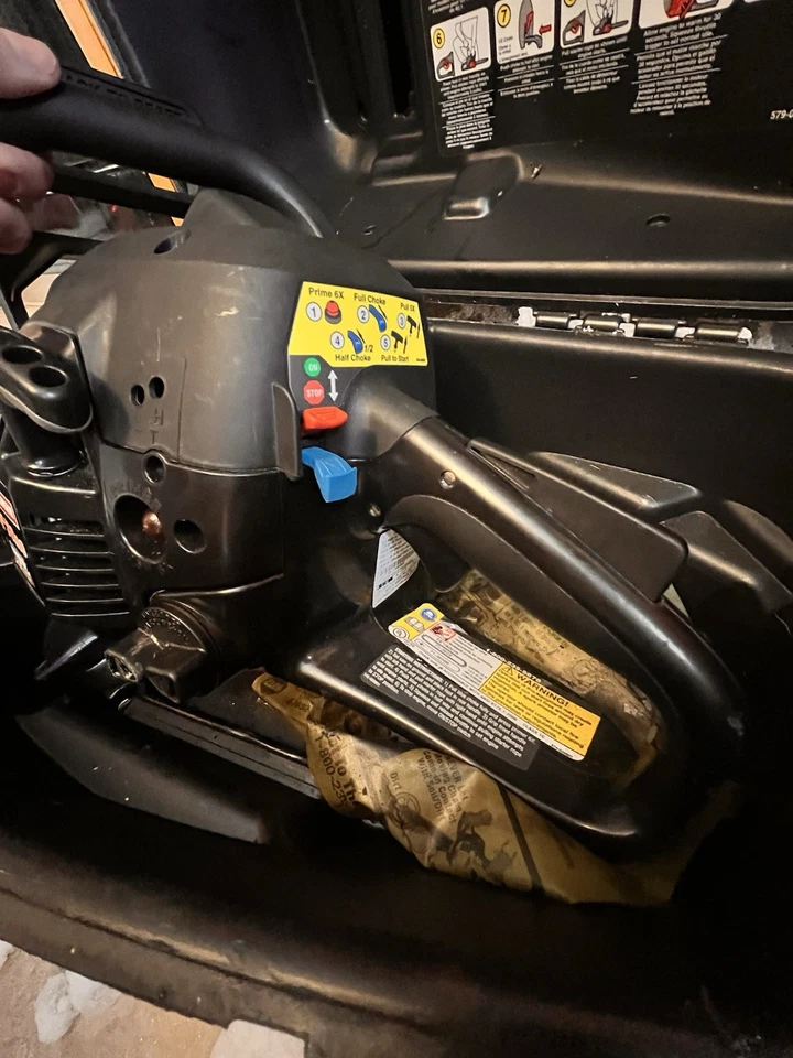 Craftsman 16 英寸链锯 sim-pul 状况完好 带盒 358.351701 — 第 4/4 张图片