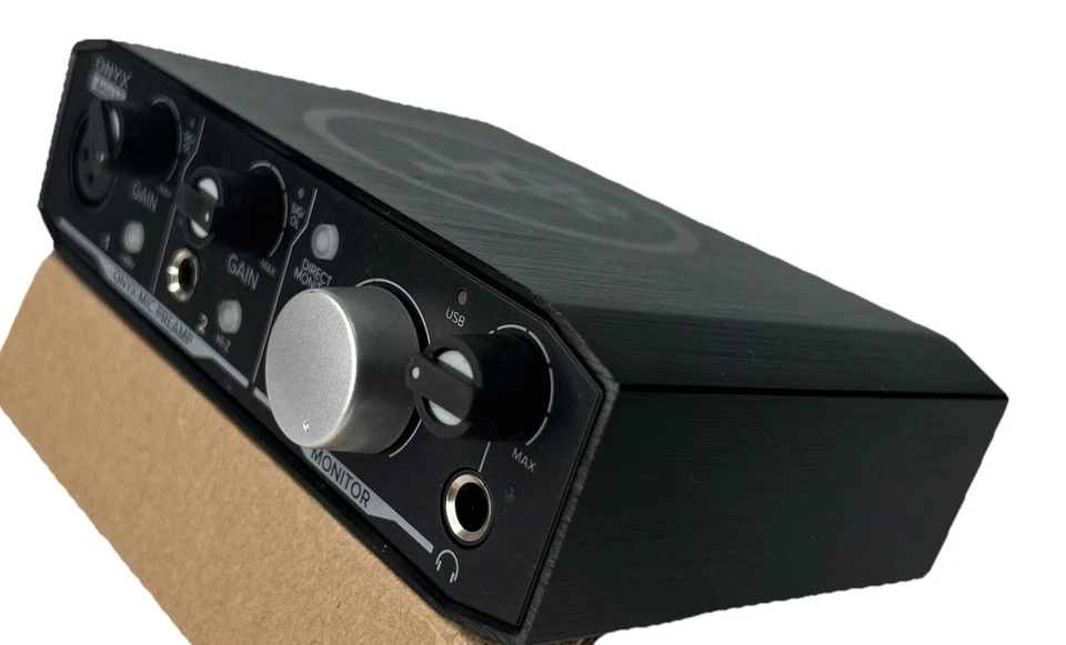 Mackie Onyx Artist 1.2 2x2 USB Audio Recording Studio Interface - Image 3 of 4