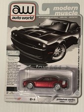Auto World Modern Muscle 2023 Dodge Challenger Hellcat Redeye Ultra Red Chase