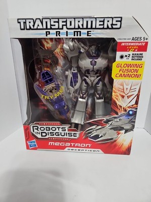 New Sealed Megatron Voyager Class | Transformers Prime Robots in Disguise
