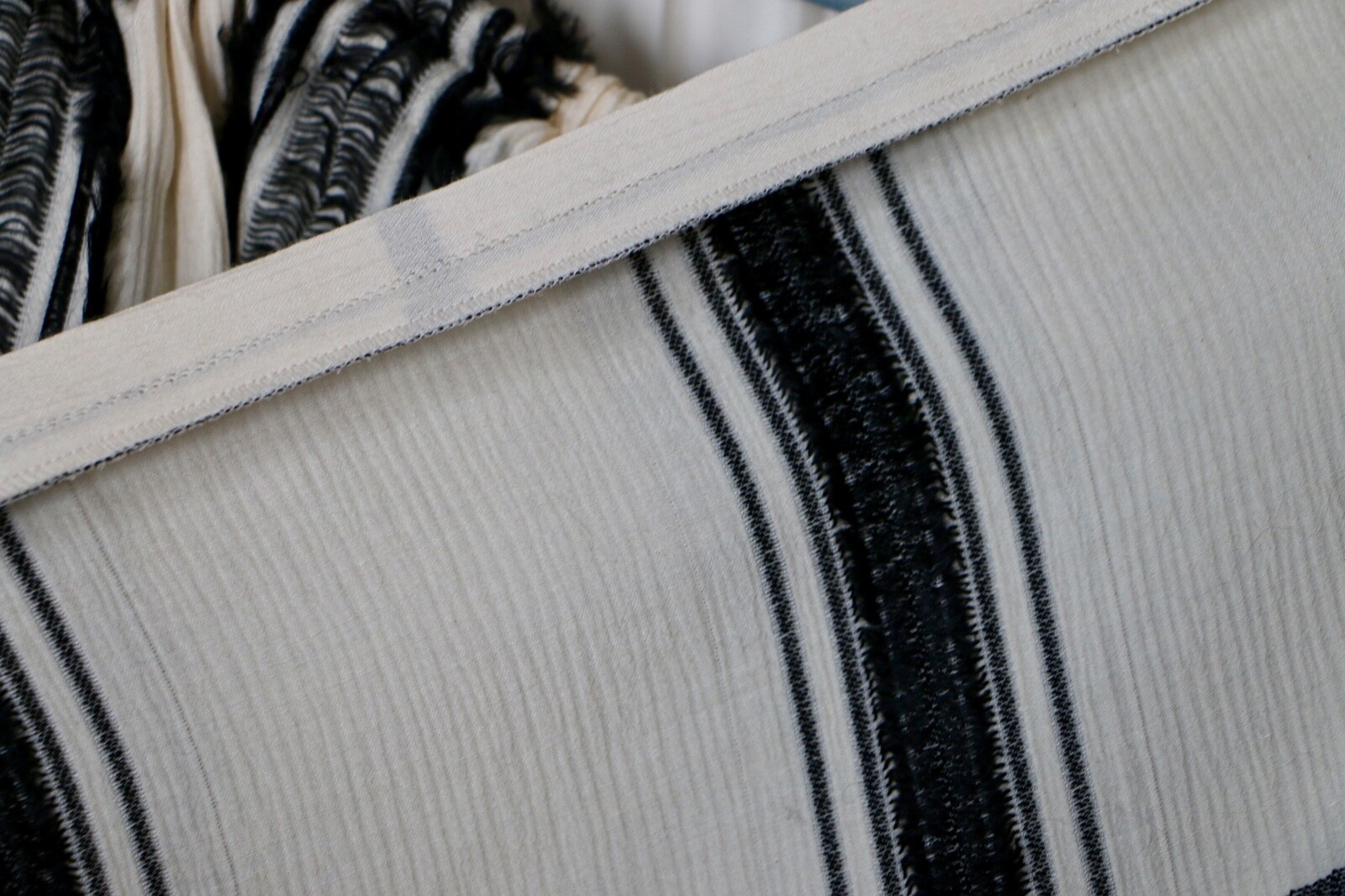 Picture 4 of 9
