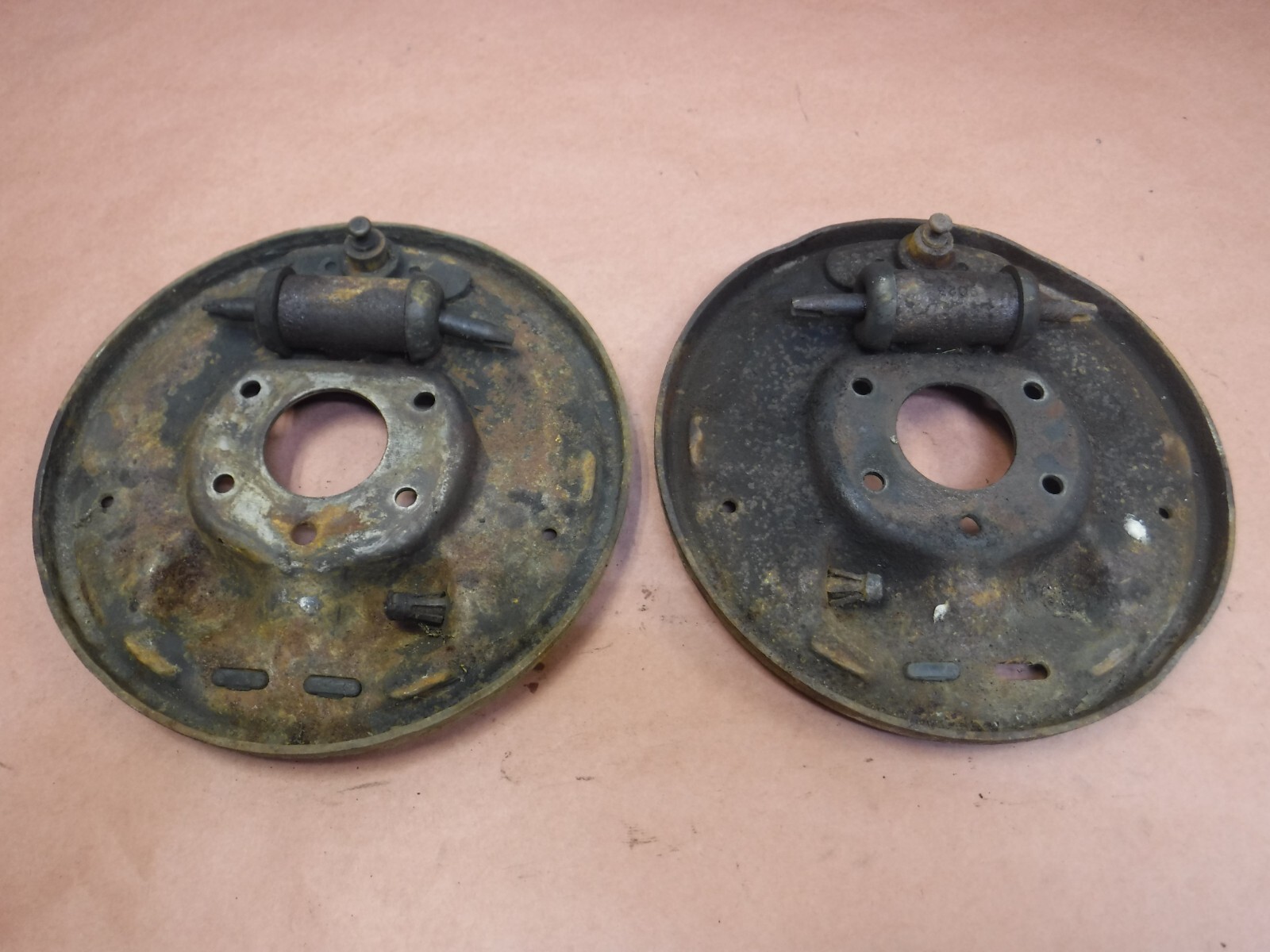 Jeep Cj5 Cj7 Cj8 7986 AMC 20 10" Drum Brake Backing Plates Factory