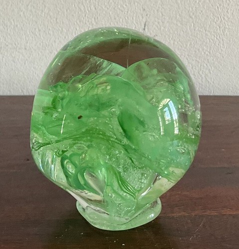 Stunning Green And Clear Studio Art Glass Sculpture/paperweight