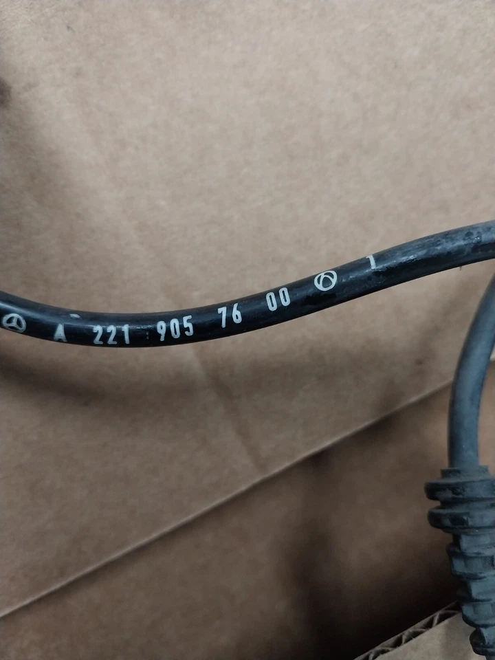 07-14 Sensor de velocidad de rueda ABS delantero izquierdo derecho Mercedes W221 S550 CL550 OEM Foto 3 de 3