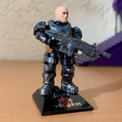 MEGA CONSTRUX GEARS OF WAR MIHN YOUNG KIM *CUSTOM* FREE BASEPLATE!