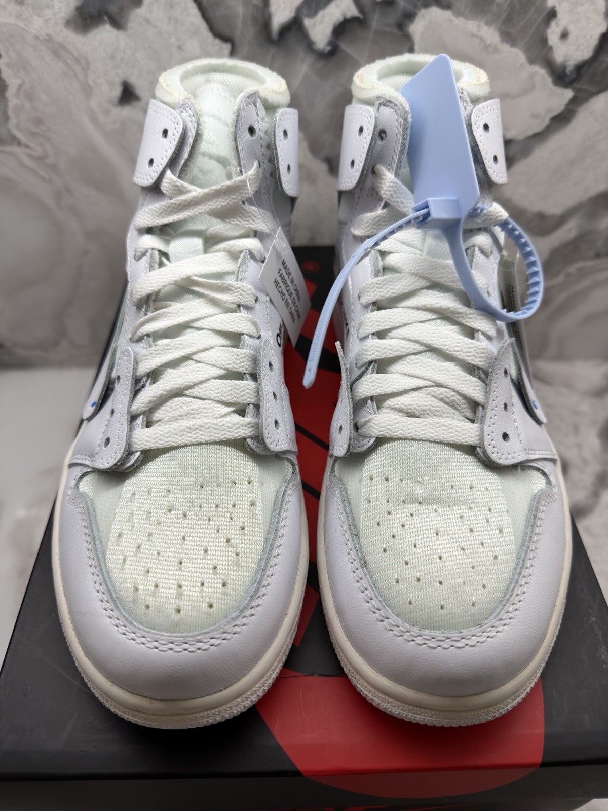 Nike Air Jordan 1 Retro X Off-White Euro White Grade School GS 7 WMN 8.5 DS 2018 thumbnail 4