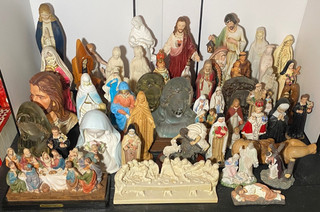 LOT OF 49 MIXED VINTAGE CATHOLIC RELIGIOUS SMALL STATUES & FIGURES WOW!!!