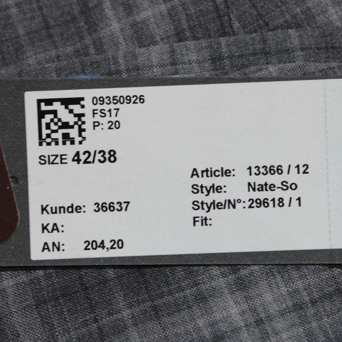 Hiltl NWT Flat Front Dress Pants Size 42 US Nate In Gray Plaid 100
