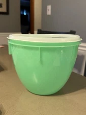 Eagle Super Seal Green Lettuce Keeper Bowl with Lid Made in USA