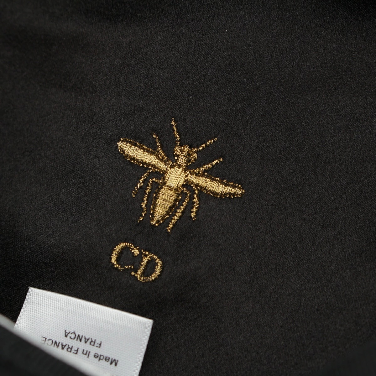 Dior Logo Charm Bee Embroidery Beret Hat 81DDR921G103 Black  display picture 3
