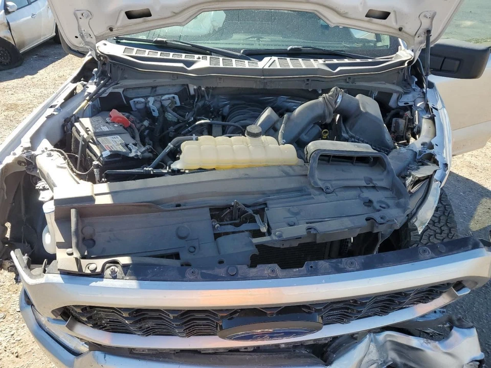 Driver Left Front Door Electric Fits 21-25 FORD F150 PICKUP 2523668 - Image 4 of 4