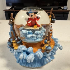 Disney Mickey Mouse Musical Snow Globe Fantasia The Sorcerer's Apprentice