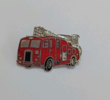 Vintage Enameled Metal Fire Engine Badge.. 3.5cm X 2.25cm