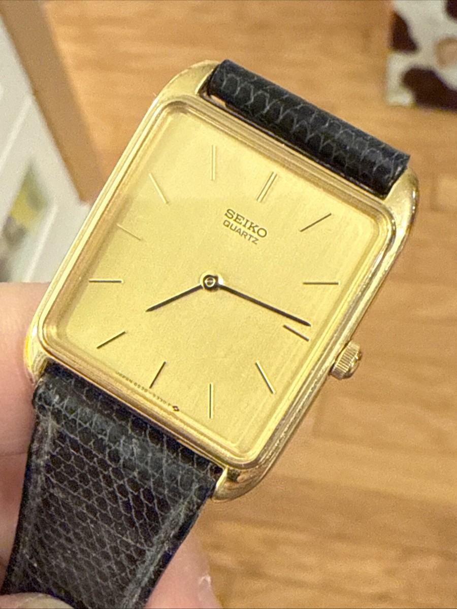 Vintage Seiko Men's gold tone tank watch 6530-5209 gold dial