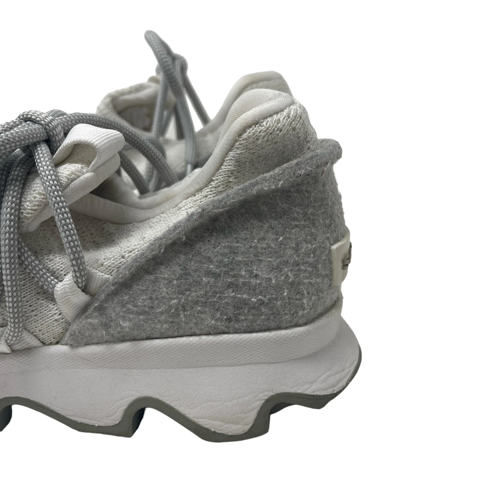 sorel kinetic knit lace up low top comfort shoes
