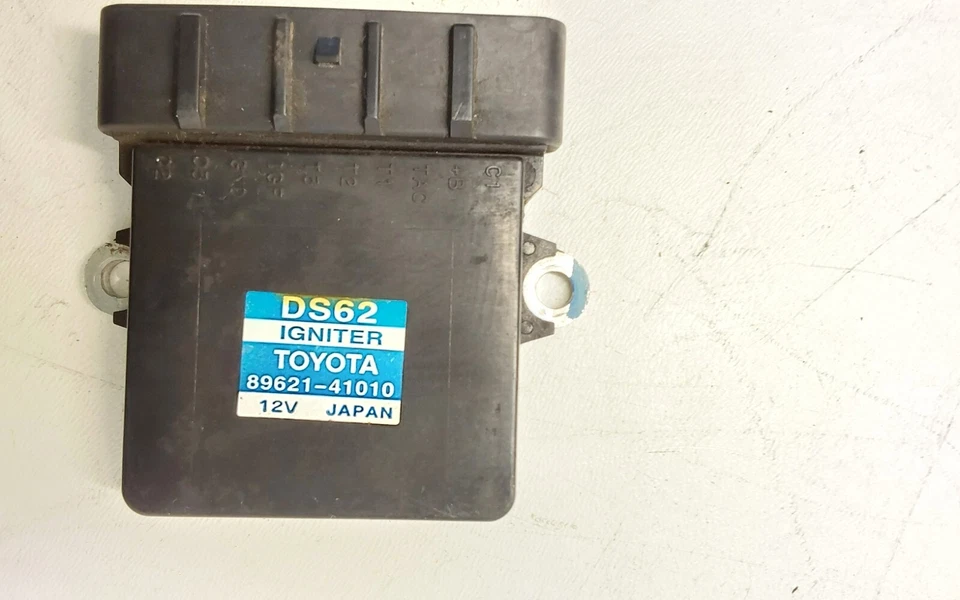 2000 Toyota Sienna Igniter Control Unit OEM 89621-41010 - Image 2 of 4