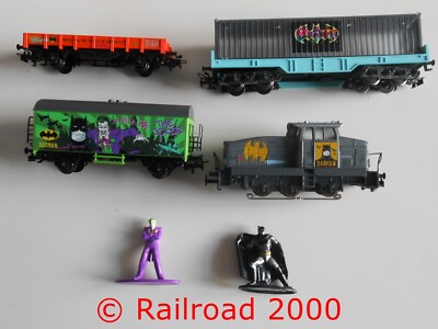 Märklin aus 29828 Batman, Diesellok DHG 500 + Wagenset (3 teilig)+ 2 Figuren,NEU