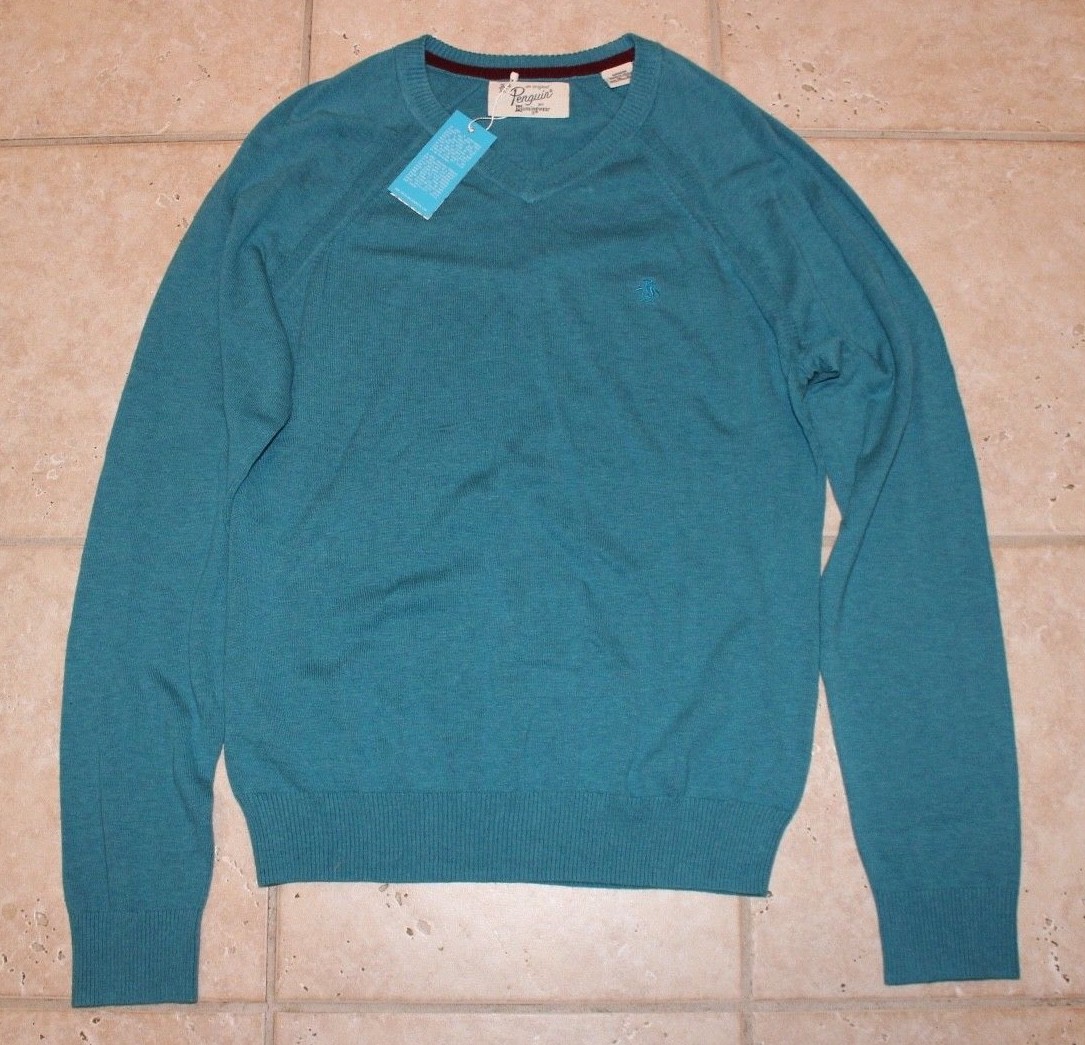 NWT Penguin by Munsingwear Mens Medium Mosaic Blue Sweater
