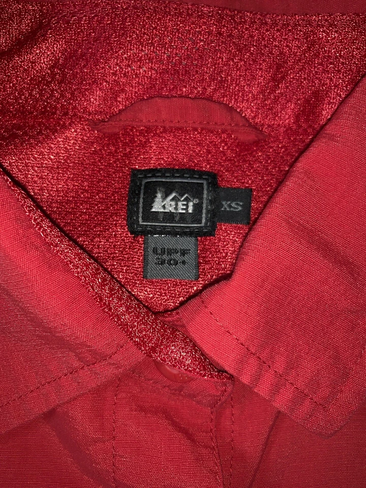 Preowned- REI Button Front Mesh Lined Shirt Womens (Size XS) - Image 3 of 4