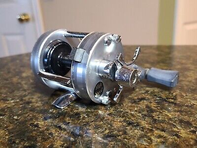 Abu Ambassadeur 2500C Fishing Reel Vintage 1980 Silver EUC Abu Ambassadeur 2500C Fishing Reel Vintage 1980 Silver EUC
