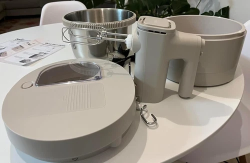 Bella 3.5 Qt Hand Blender and also Stand Mixer with 2 Bowls, Beaters, Dough Hook